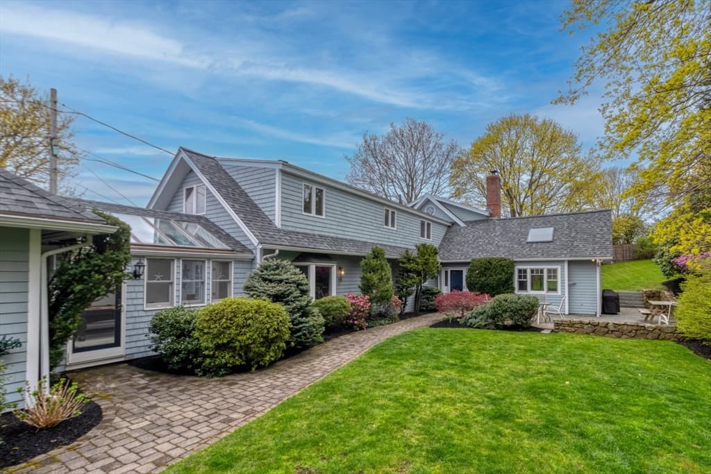 9 Ballast Ln