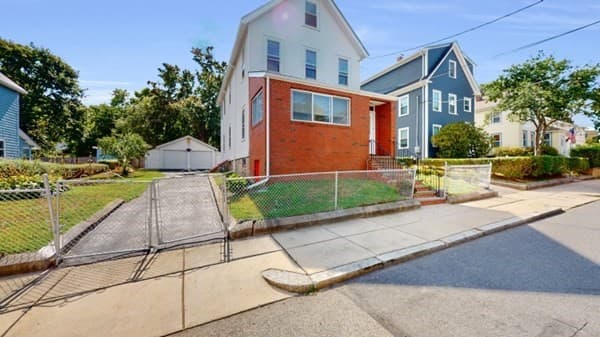 9 Crandall St photo 2