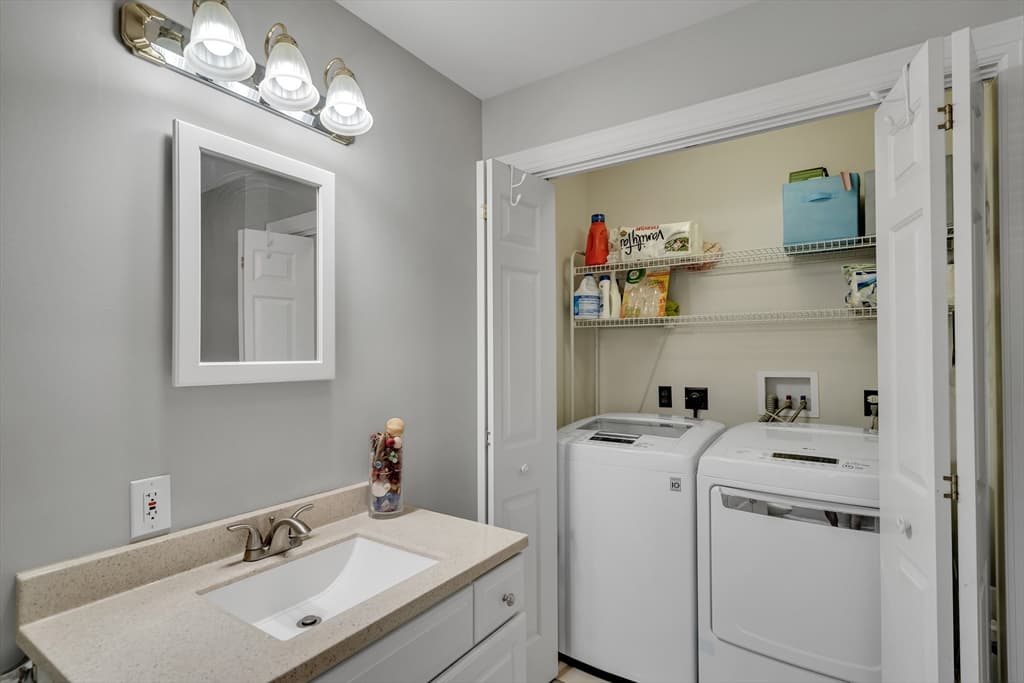 8 Edgemoor Cir #8 photo 5