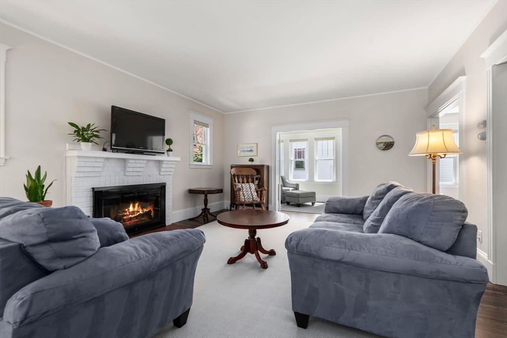 26 Lakeville Rd #1 photo 4