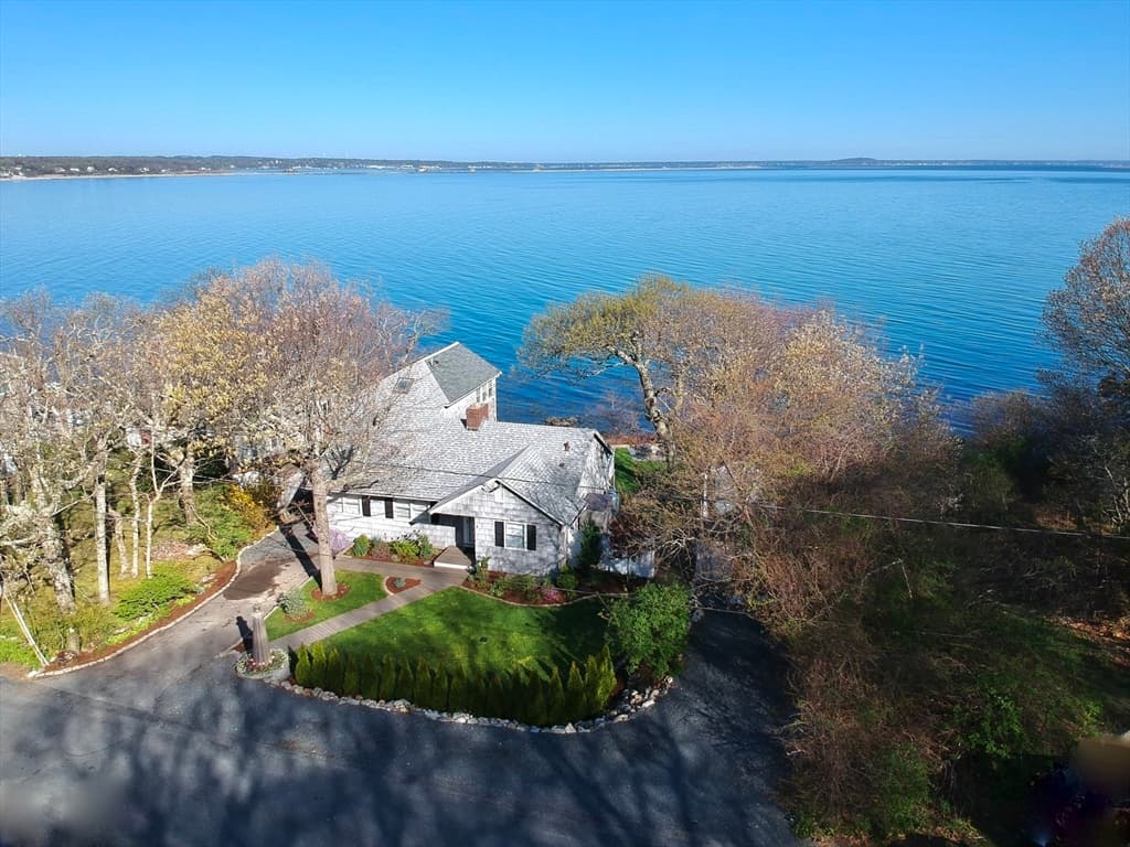 26 Driftwood Ln