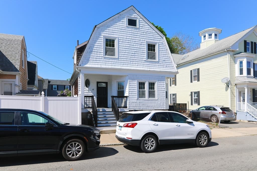63 Sycamore St photo 3