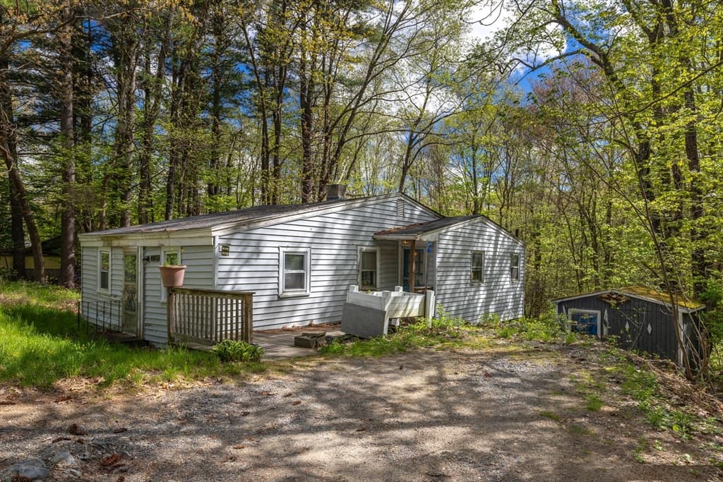 502 Brockelman Rd