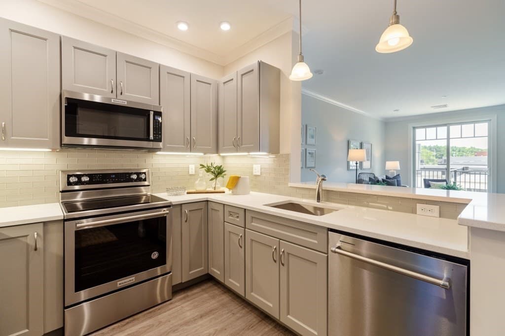 69 Foundry St. #403