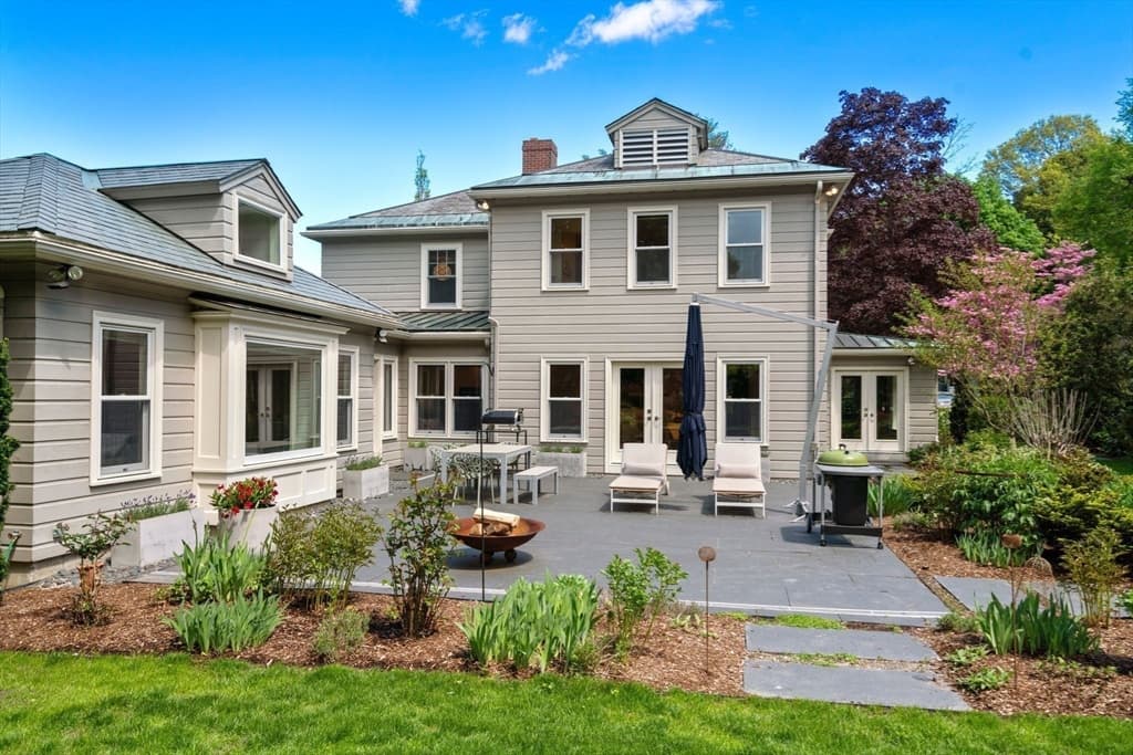 11 Highland Road photo 2