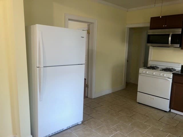 18 A #2 photo 5