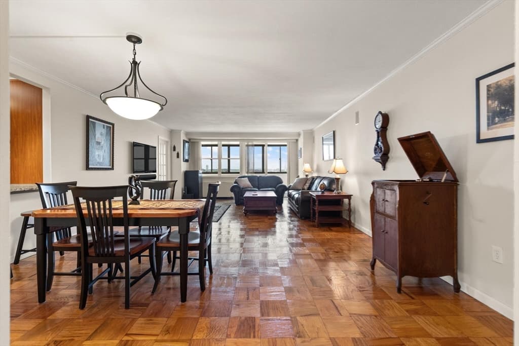 6 Whittier Place #12D photo 3