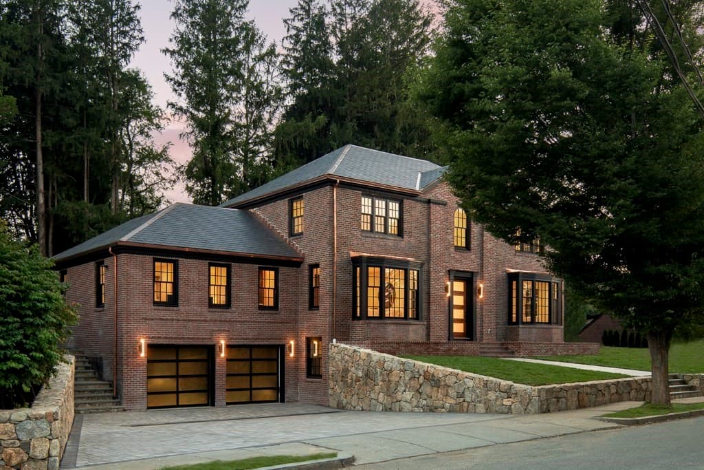 115 Mandalay Rd