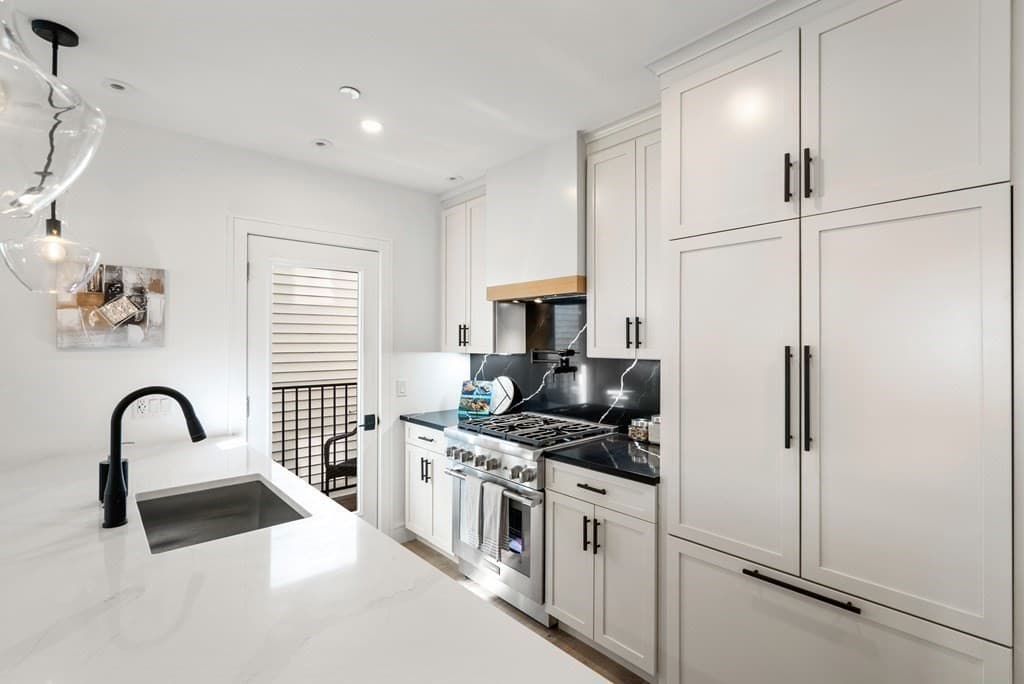 57 Saratoga Street #5 photo 3