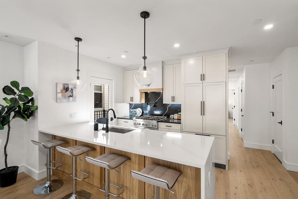 57 Saratoga Street #5