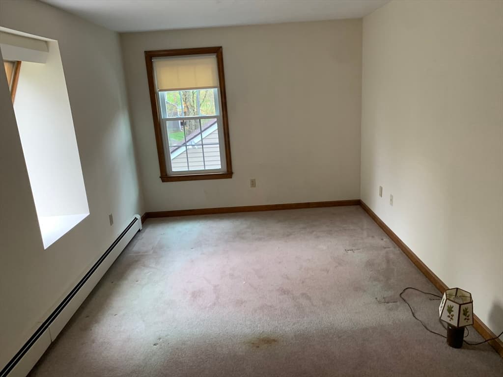 4 Johnston Way photo 2