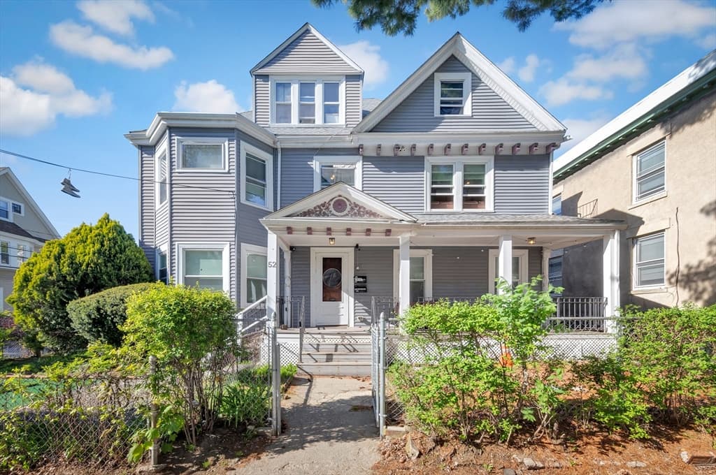 52 Ashford St