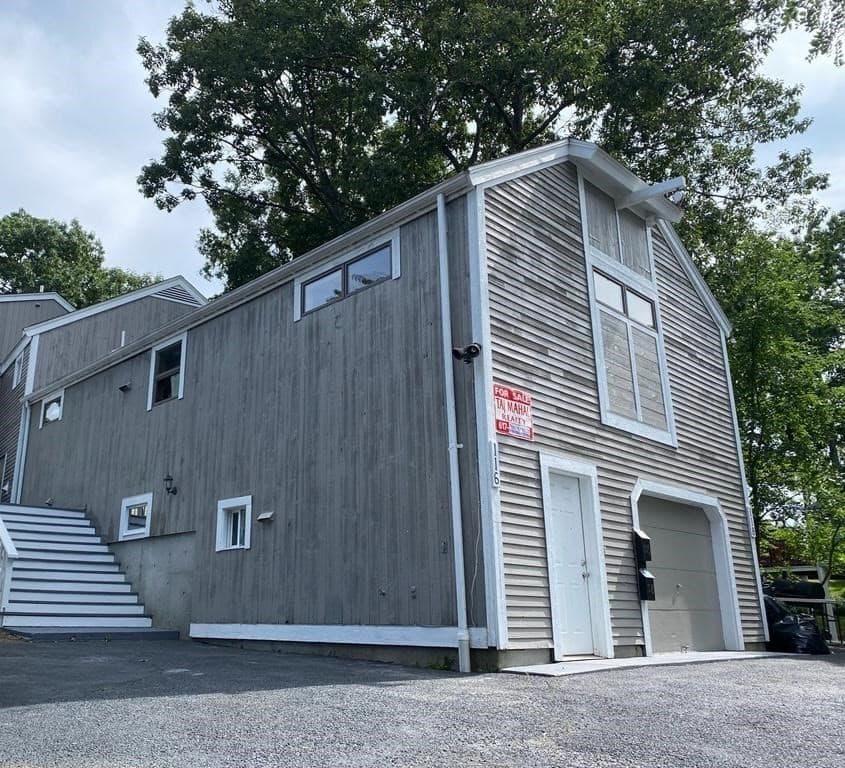 118 Kennedy Drive #Lower Level photo 2