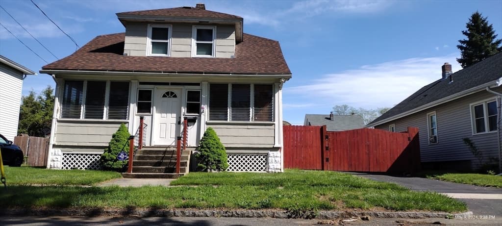 47 Davenport St photo 2