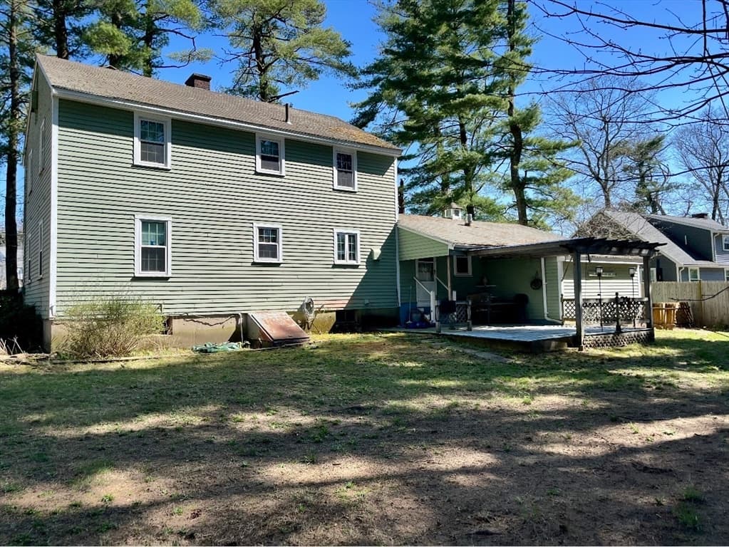 19 Brook St photo 4