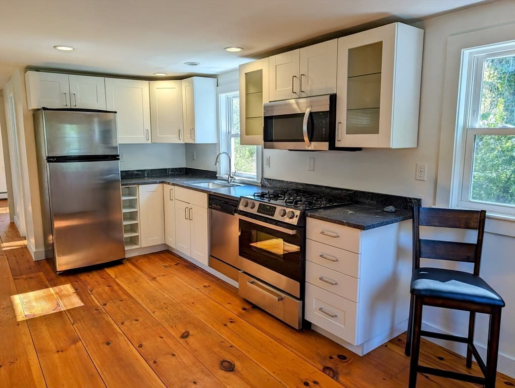 67 Huckleberry Ln photo 2