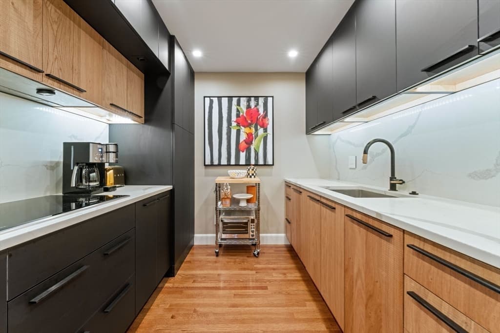 197 Eighth St #625