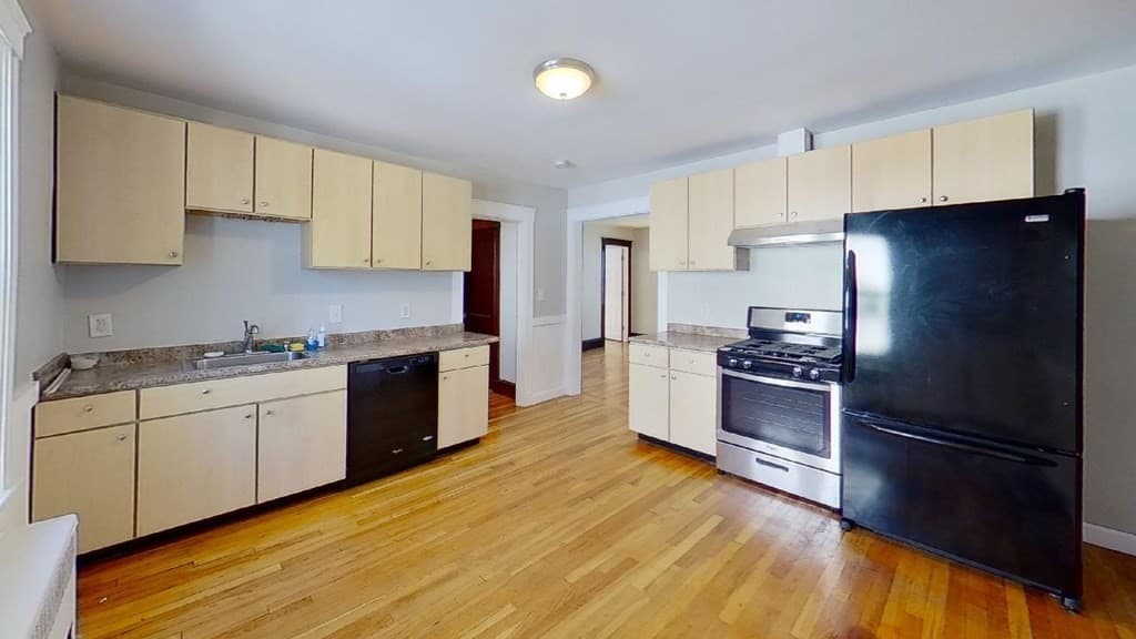 163 Kendrick Ave #-