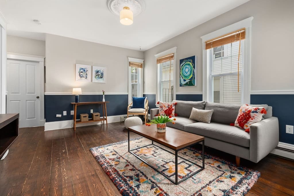55 Mozart St #2 photo 5