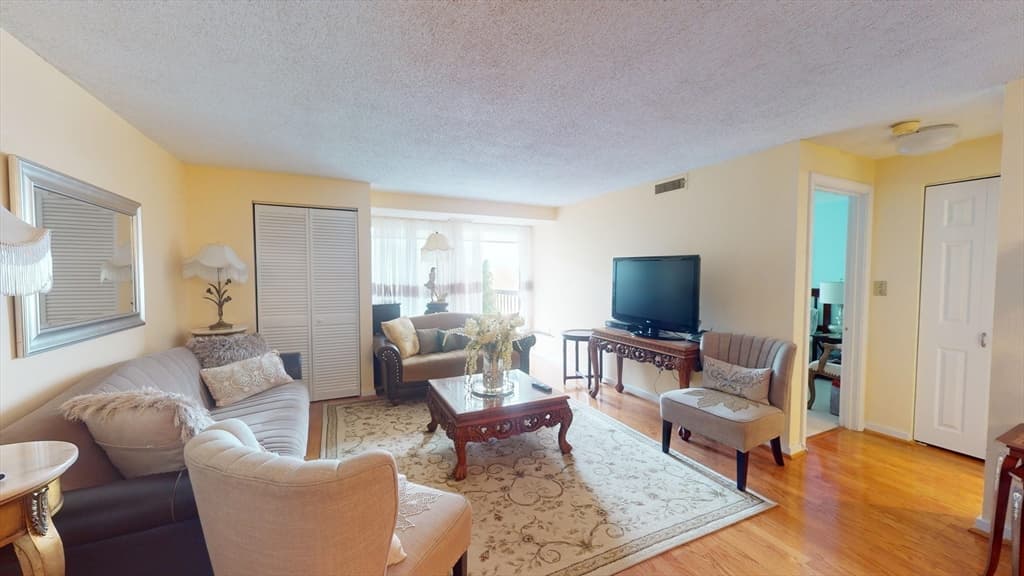 500 Salem Street #702 photo 3