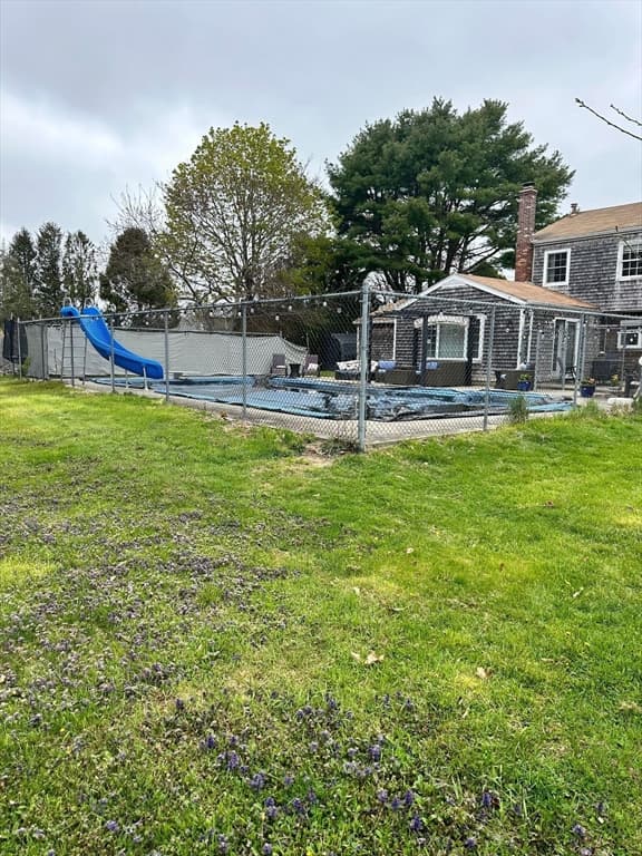 8 Ames Baker Way photo 4