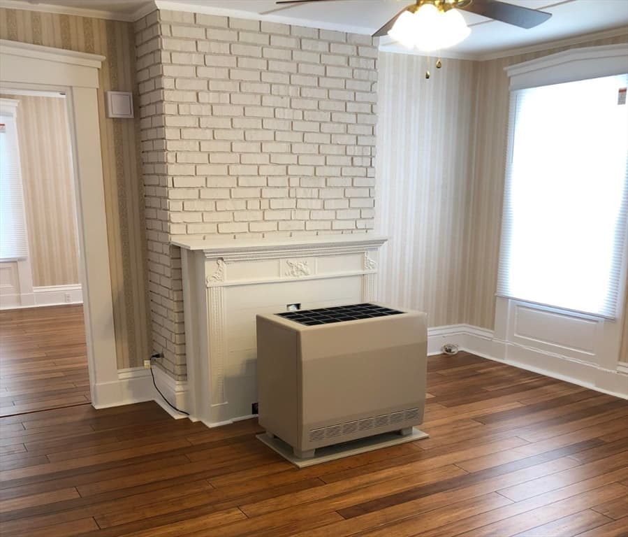 85 Walden St photo 5