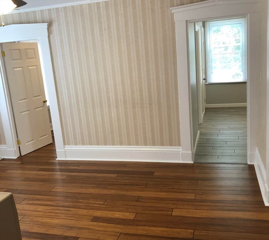 85 Walden St photo 4
