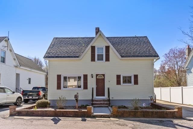 51 Bennett St