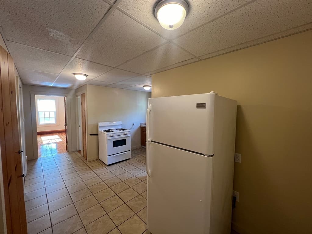 131 School St #2L photo 5
