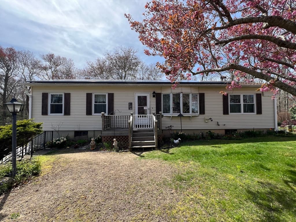 473 Division Rd