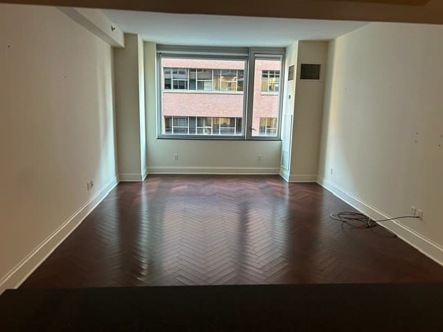 1 Charles Street S #503 photo 3