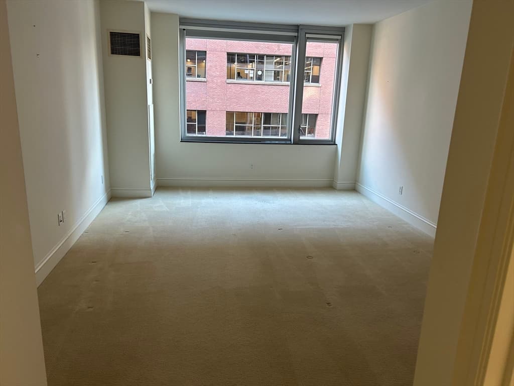 1 Charles Street S #503 photo 5