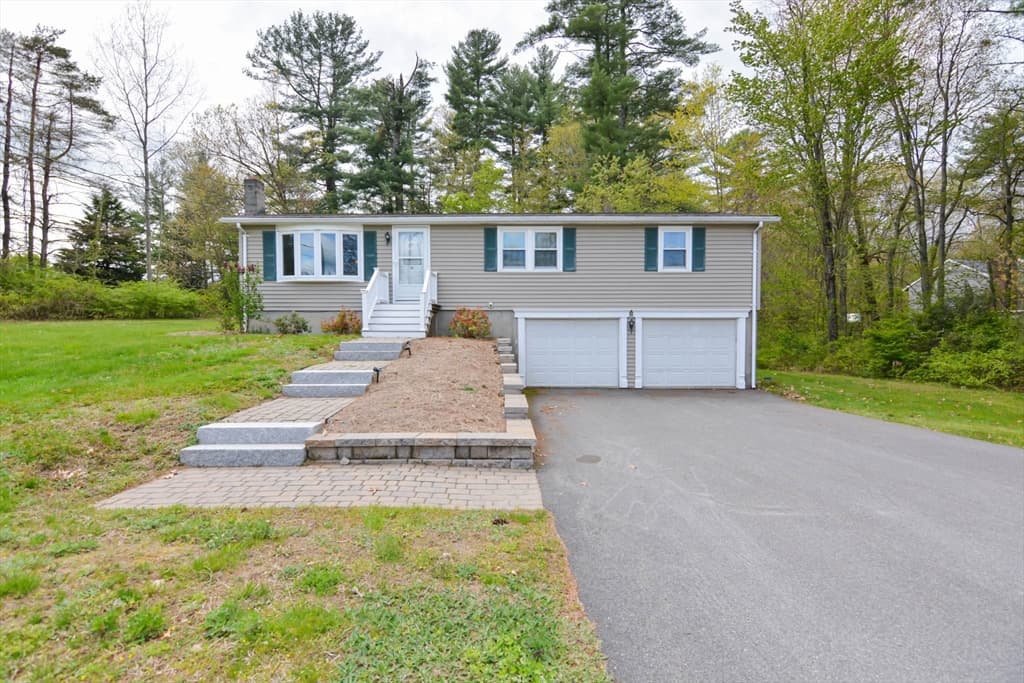 21 Circle Dr