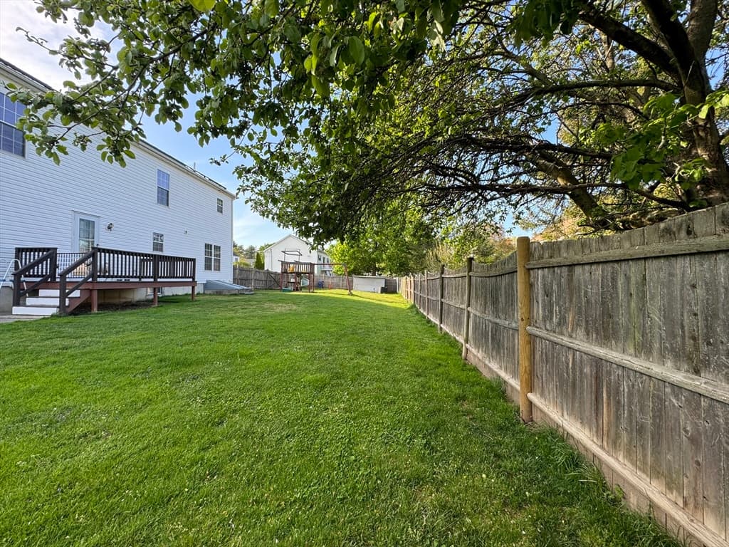 41 Russell Rd photo 4
