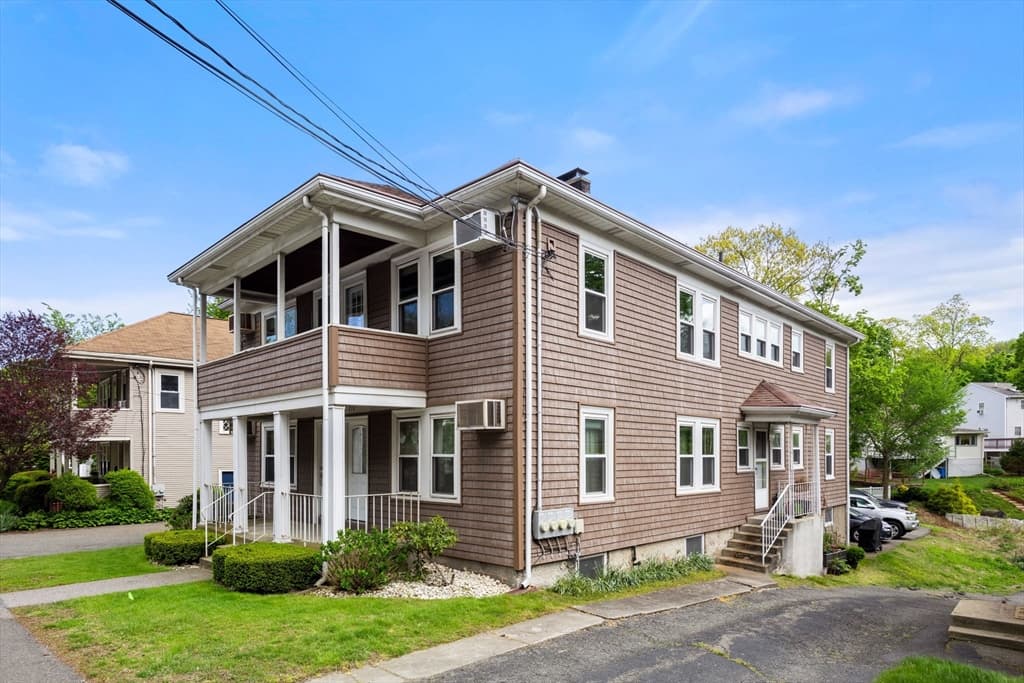 208-210 Weston Street photo 3