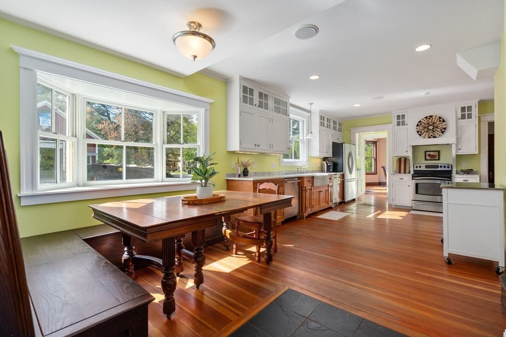 53 Highland Ave photo 5