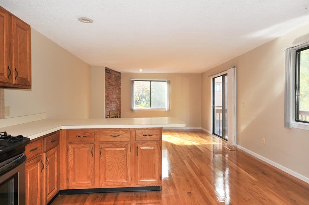 14 E Bluff Rd #14 photo 5