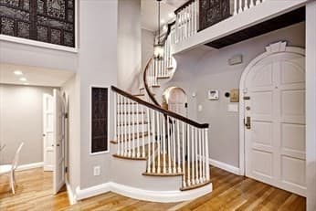 124 Beacon #1F photo 3