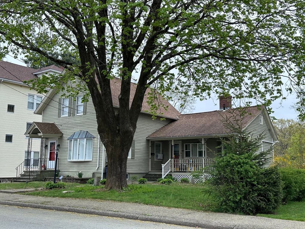 11 Glover St photo 3
