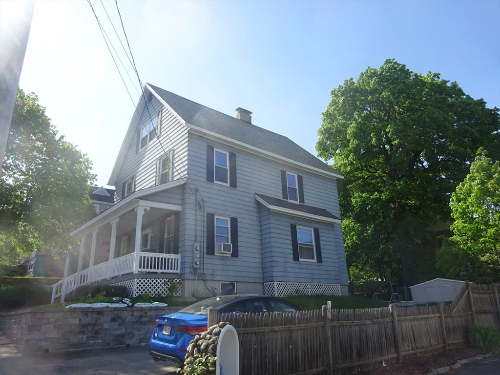 10 Brandon Ave photo 5