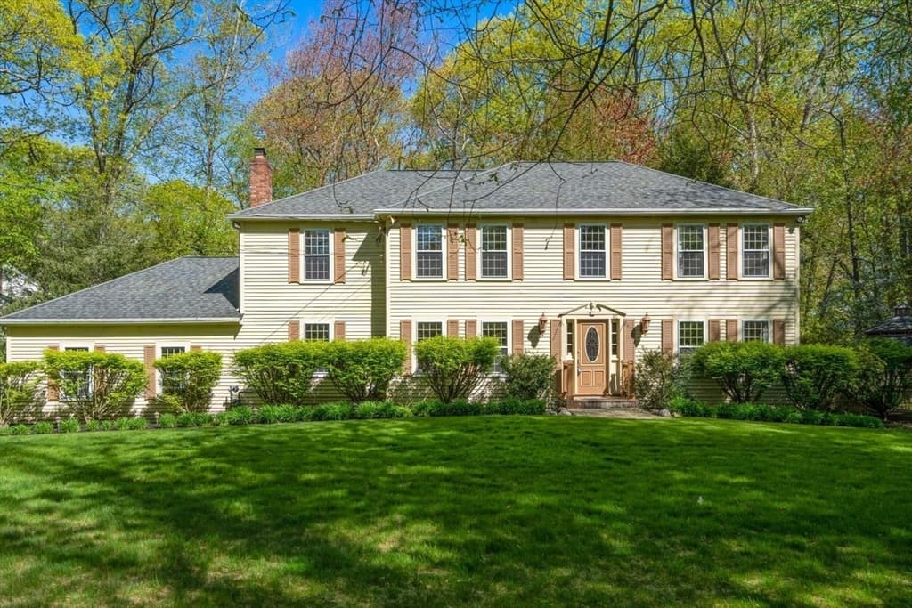 92 Wildwood Road photo 3