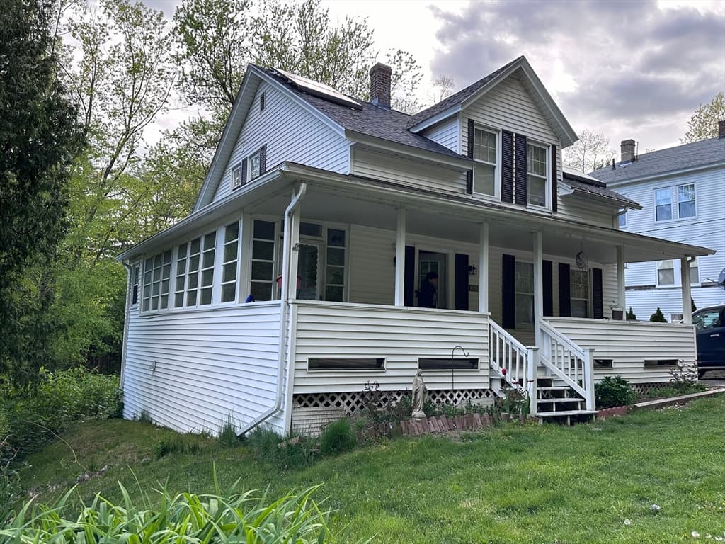 94 Ashburnham Hill Road photo 2