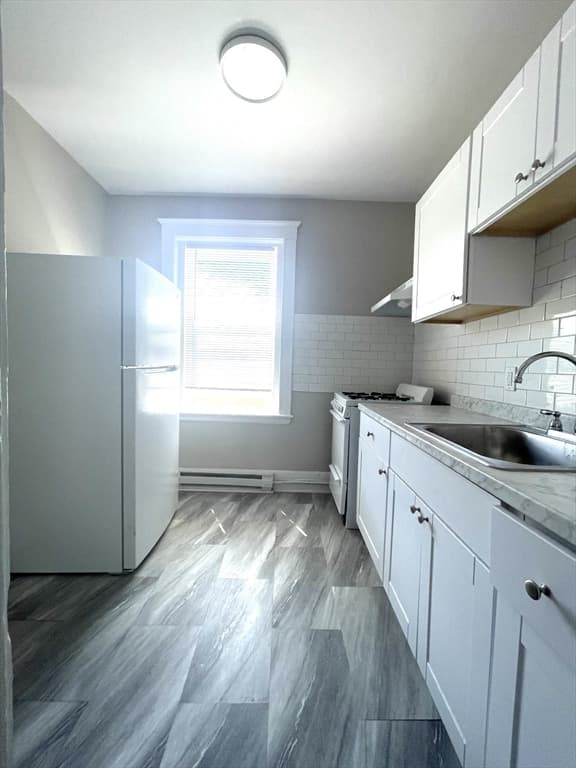 15 Huss Ct #307 photo 2