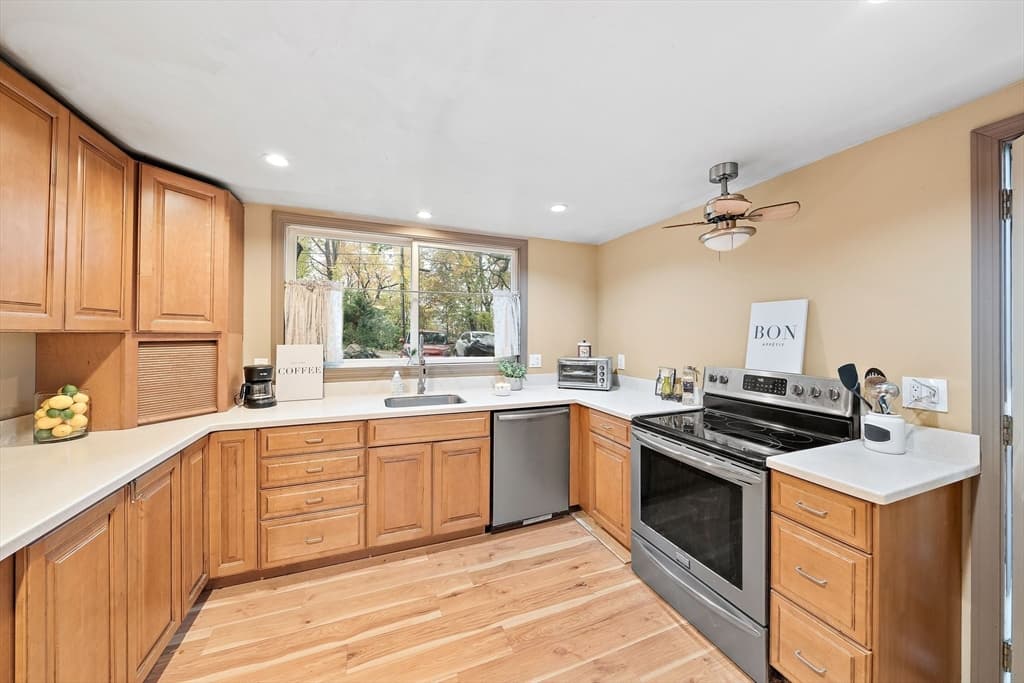 55 Ridge Hill Rd