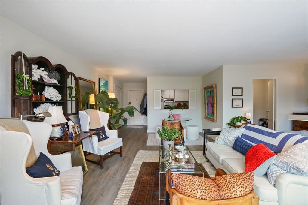 145 Pinckney #626 photo 2