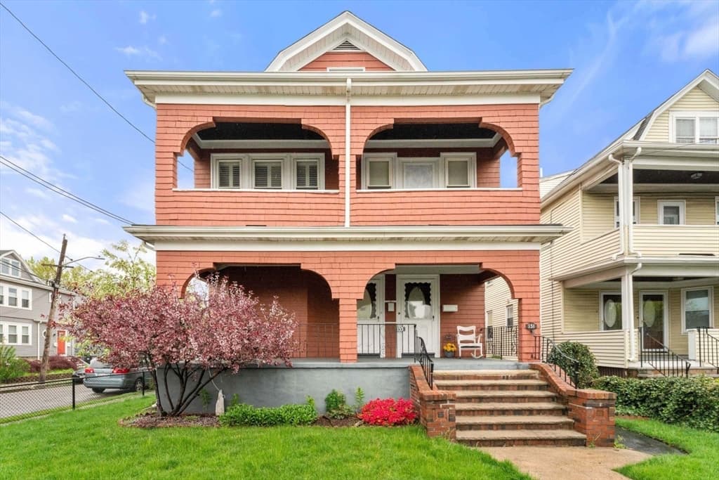 151 4th St