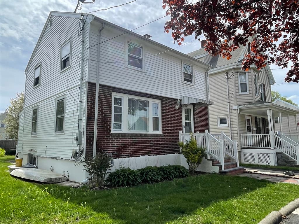 45 Hunewill Ave photo 2