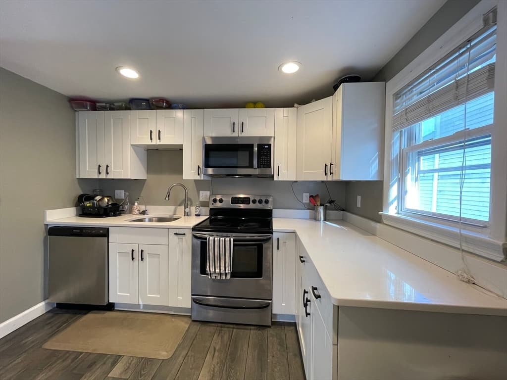 45 Hunewill Ave photo 3
