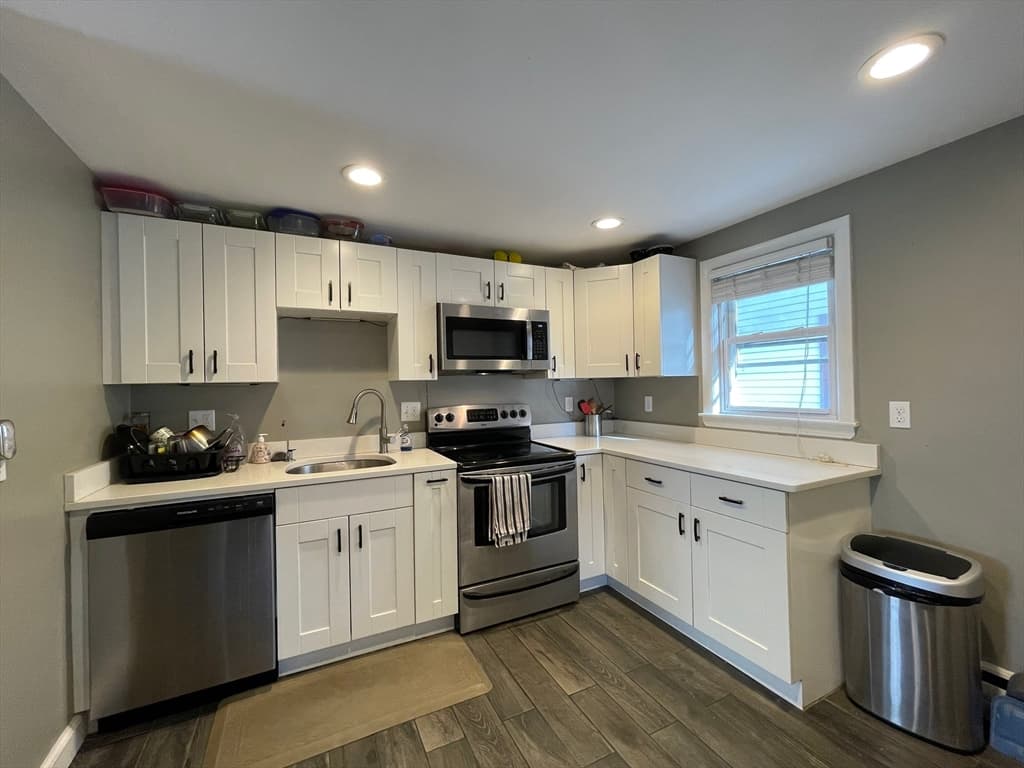 45 Hunewill Ave photo 4