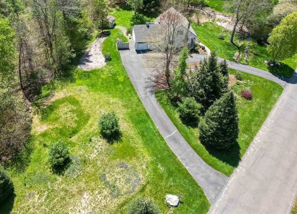 23 Segur Ln photo 4